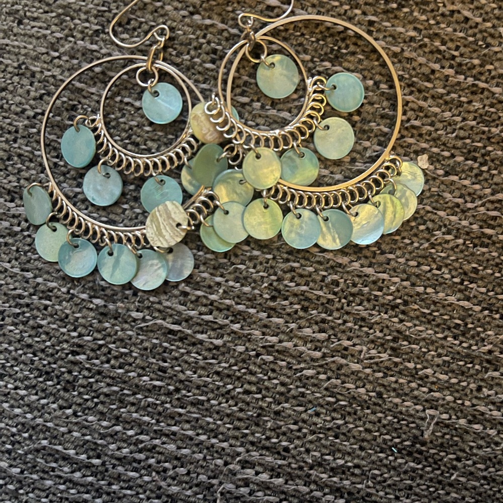 Elegant Gold and Green Dangle Earrings
